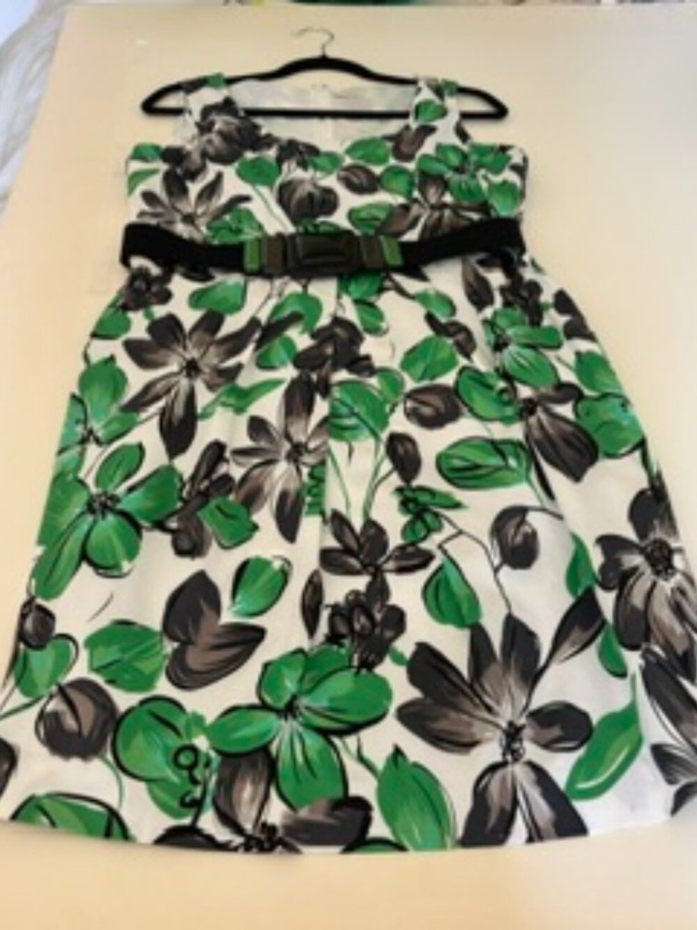 Chic timeless Precis women fully lined Fitted dress sleeveless self-belted Sz6/8